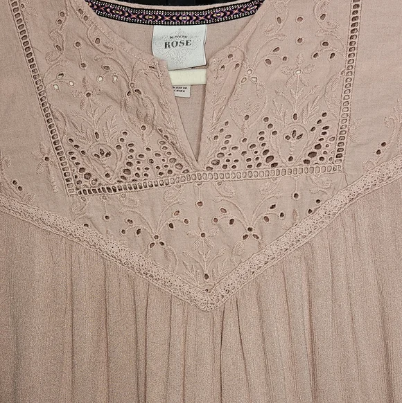 Knox Rose Eyelet Embroidered Boho Top, Size Small, GUC - Picture 4 of 7